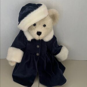 Retired Vintage Boyds Bears Alexis Berriman Snow Queen Bear, 5-Way Jointed